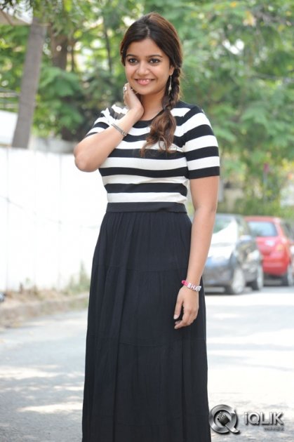 Swathi-at-Bangaru-Kodipetta-Movie-Press-Meet